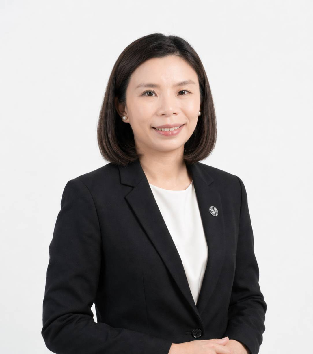 Mrs. Karnumporn Yoon (ไทย)