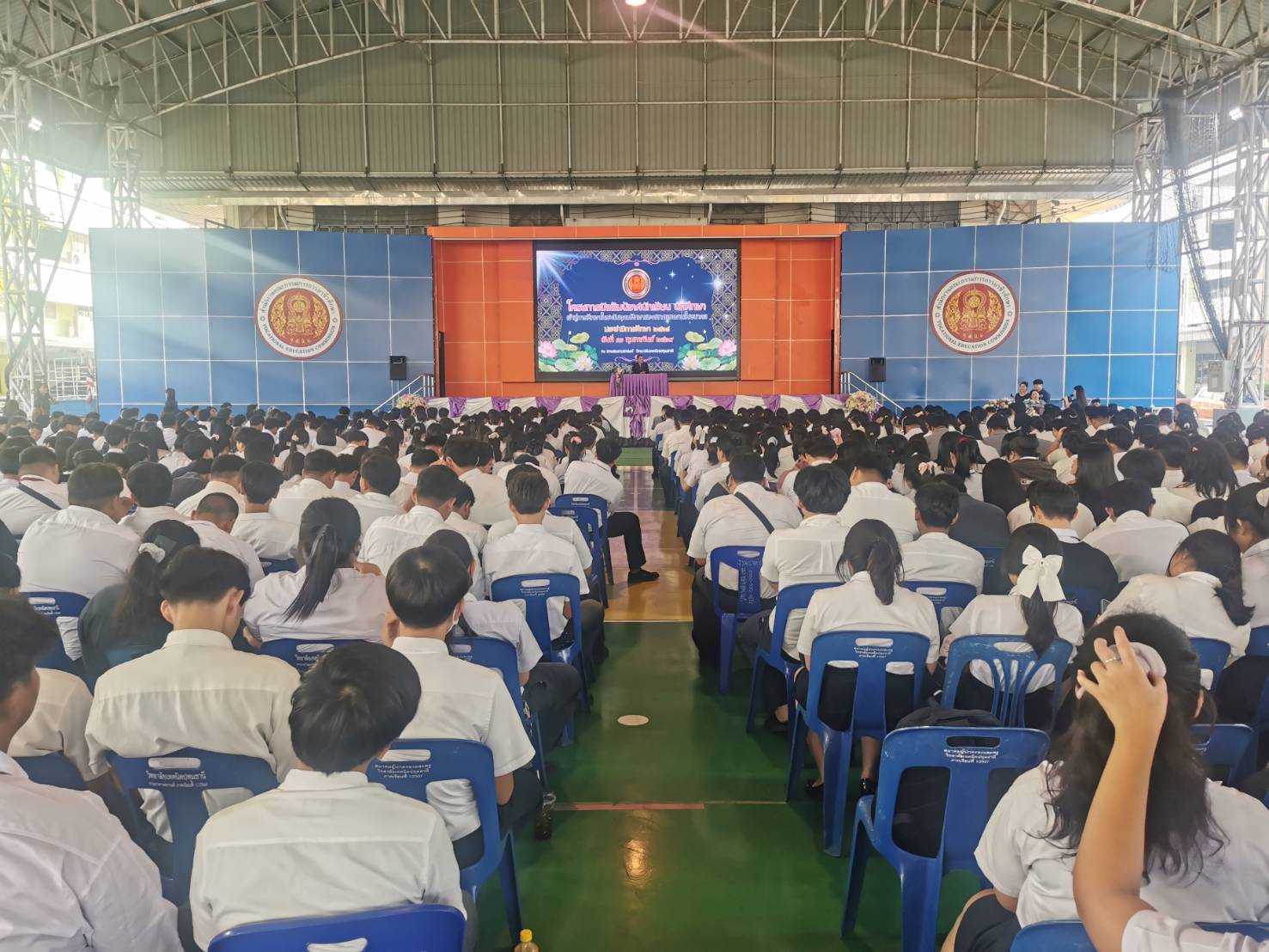 การรับสมัครและคัดเลือกผู้สมัคร
